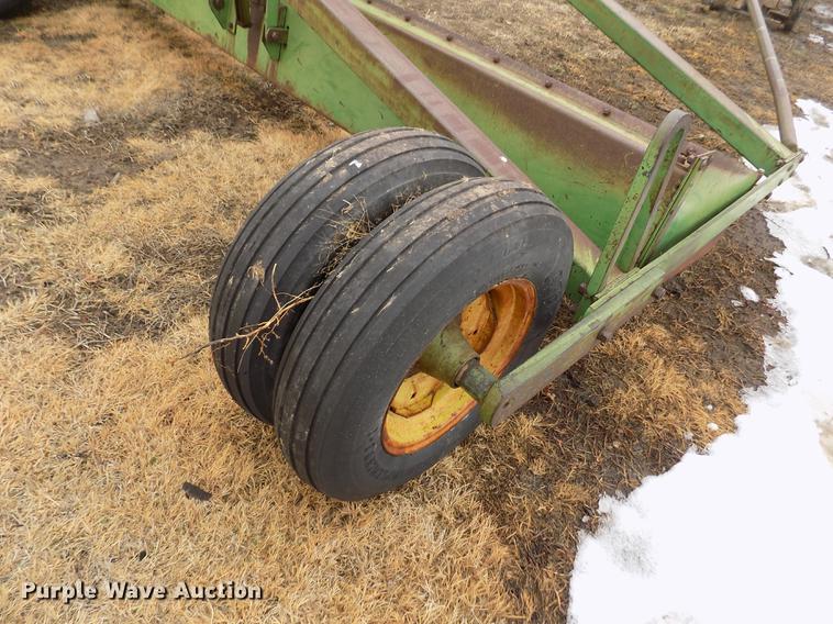 image for item DF2928 John Deere 940-02 land planer