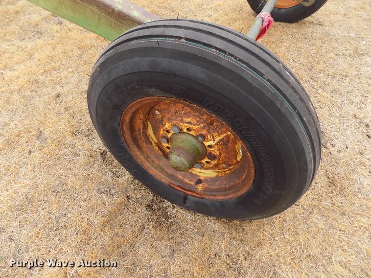 image for item DF2928 John Deere 940-02 land planer