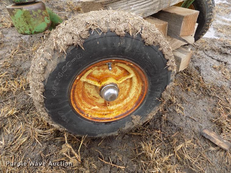 image for item DF2928 John Deere 940-02 land planer