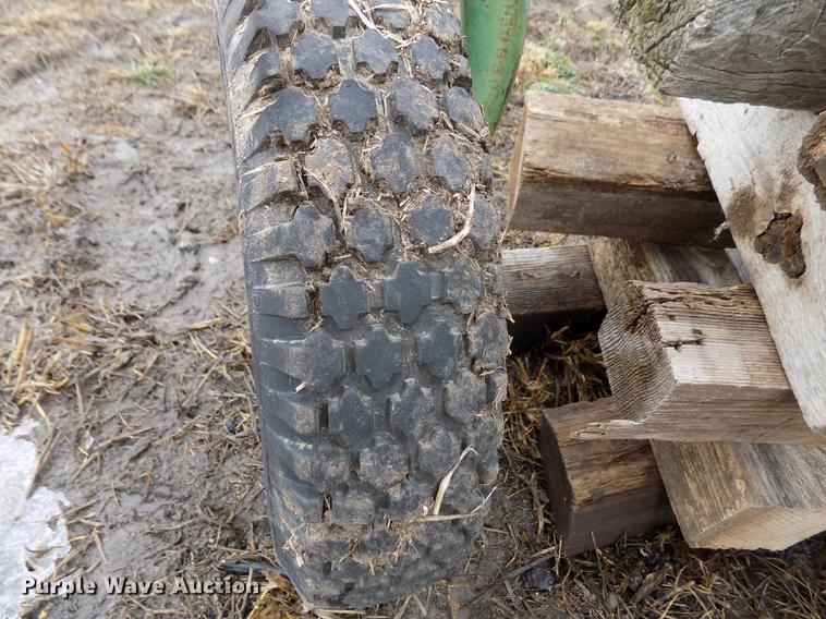 image for item DF2928 John Deere 940-02 land planer