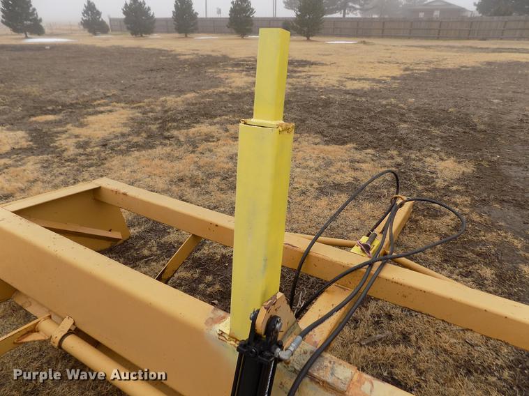 image for item DF2929 Husky DSH12 box blade