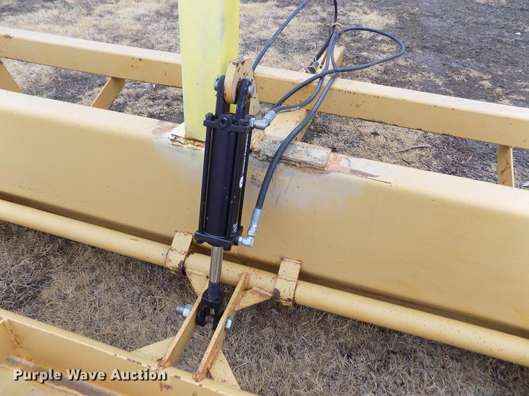 image for item DF2929 Husky DSH12 box blade