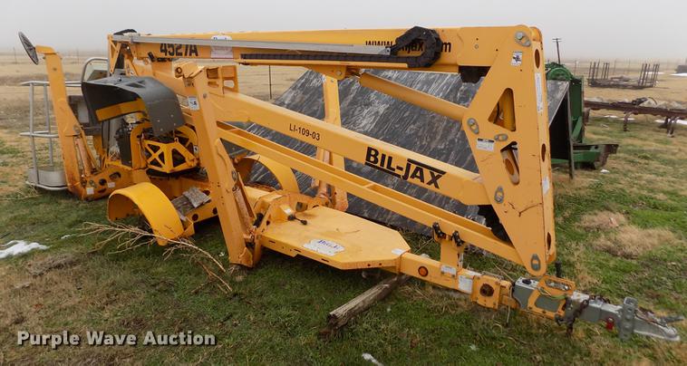 image for item DF2931 2006 Biljax 4527A boom lift