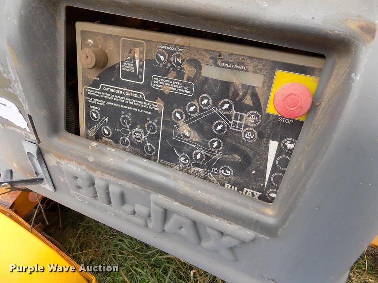 image for item DF2931 2006 Biljax 4527A boom lift