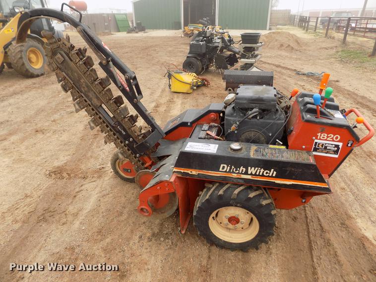 image for item DF2932 2007 Ditch Witch 1820 trencher