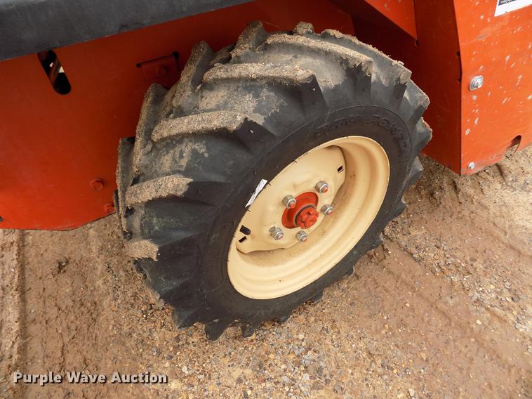 image for item DF2932 2007 Ditch Witch 1820 trencher