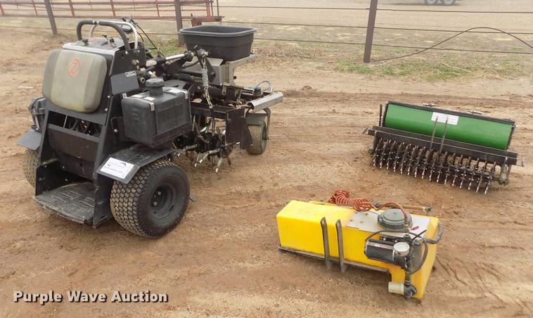 image for item DF2933 LT Rich Products Z-Plugger ZTR aerator