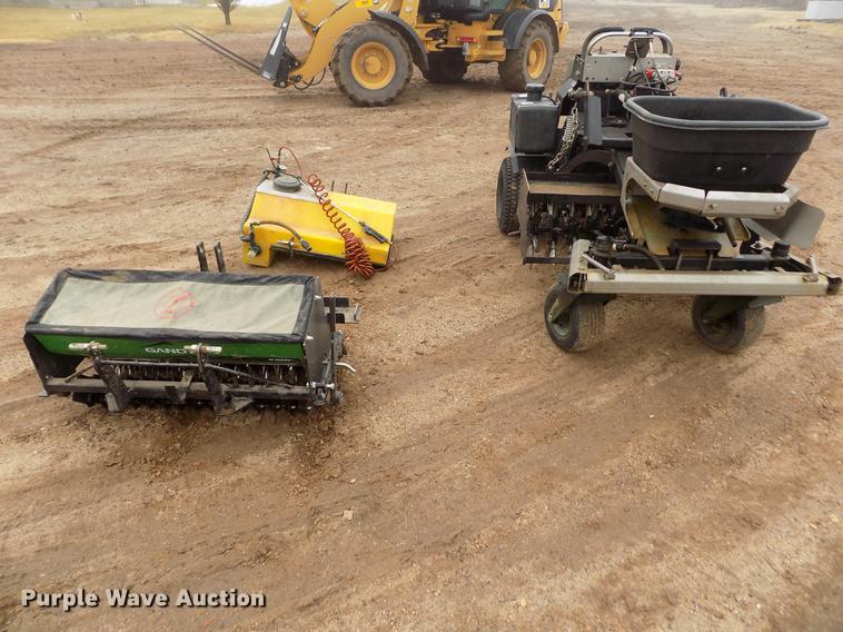 image for item DF2933 LT Rich Products Z-Plugger ZTR aerator