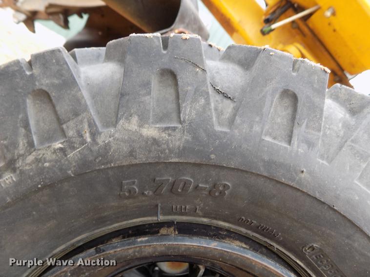 image for item DF2935 2007 Vermeer SC252 stump grinder