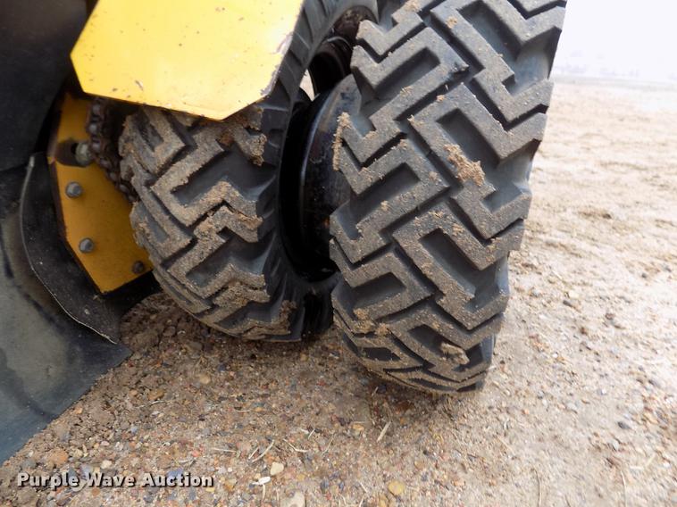 image for item DF2935 2007 Vermeer SC252 stump grinder