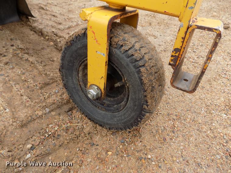 image for item DF2935 2007 Vermeer SC252 stump grinder