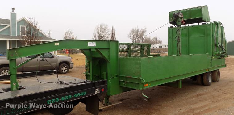 image for item DF2936 1981 CLSS utility trailer
