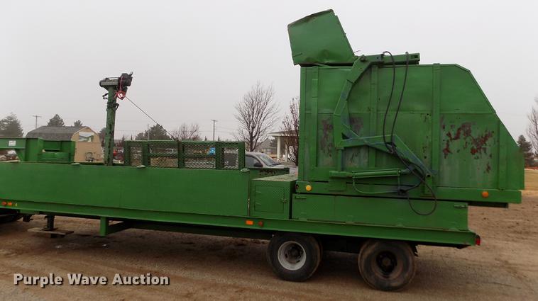 image for item DF2936 1981 CLSS utility trailer