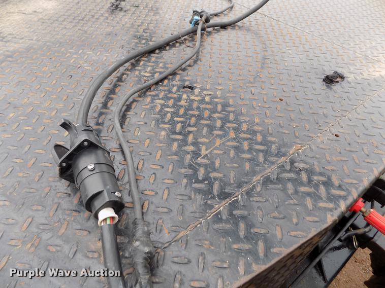 image for item DF2936 1981 CLSS utility trailer