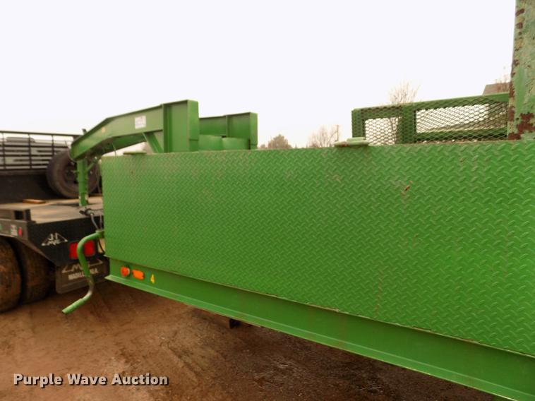 image for item DF2936 1981 CLSS utility trailer