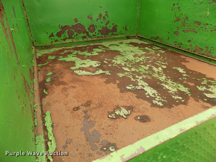 image for item DF2936 1981 CLSS utility trailer