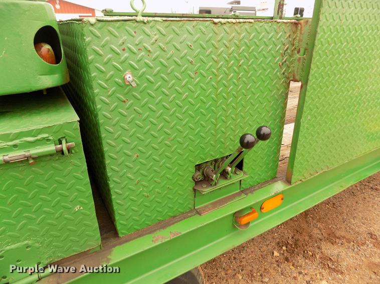 image for item DF2936 1981 CLSS utility trailer