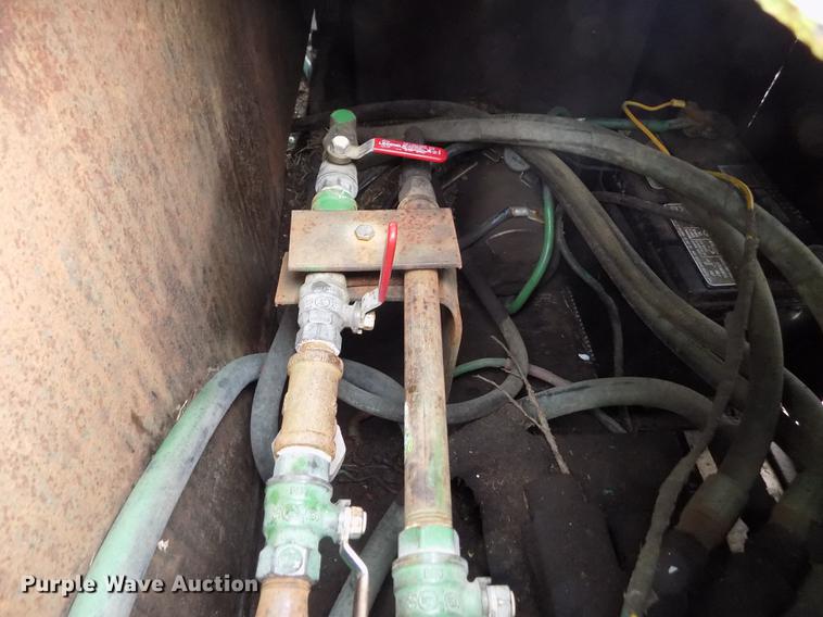 image for item DF2936 1981 CLSS utility trailer