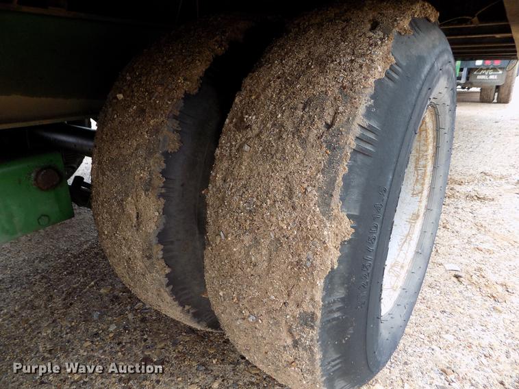 image for item DF2936 1981 CLSS utility trailer