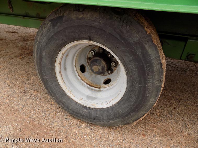 image for item DF2936 1981 CLSS utility trailer