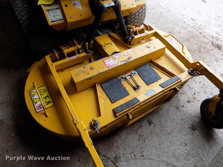 image for item DF2937 2004 Walker MTGHS ZTR lawn mower