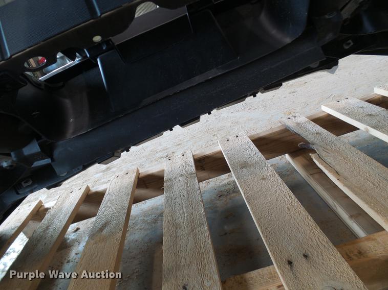 image for item DF7094 2017 Ford F550 Super Duty bumper