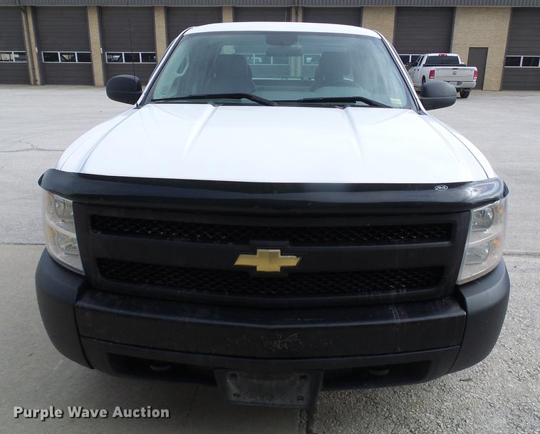 image for item DF7095 2008 Chevrolet Silverado 1500 Ext. Cab pickup truck