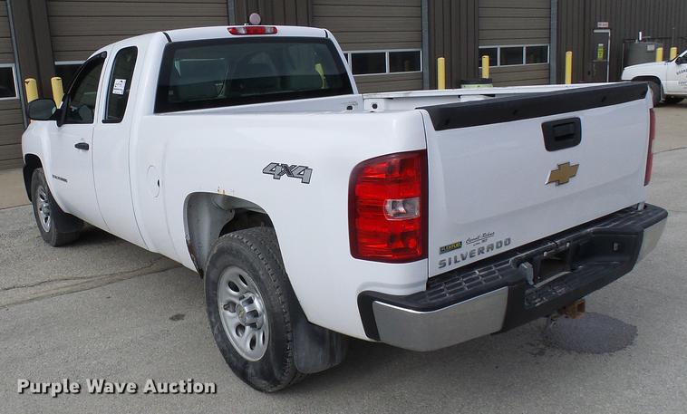 image for item DF7095 2008 Chevrolet Silverado 1500 Ext. Cab pickup truck
