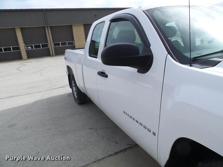 image for item DF7095 2008 Chevrolet Silverado 1500 Ext. Cab pickup truck