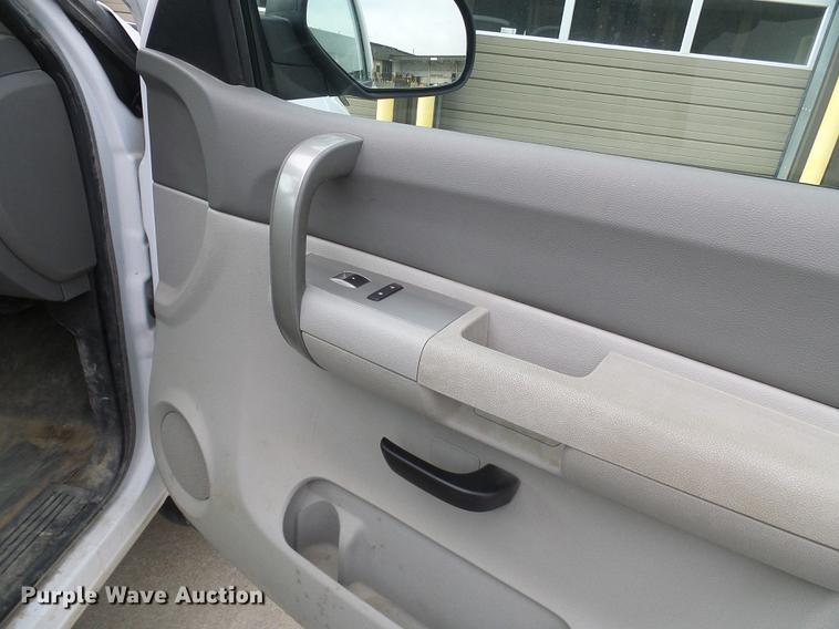 image for item DF7095 2008 Chevrolet Silverado 1500 Ext. Cab pickup truck