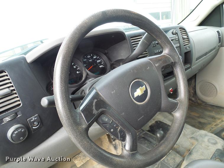 image for item DF7095 2008 Chevrolet Silverado 1500 Ext. Cab pickup truck