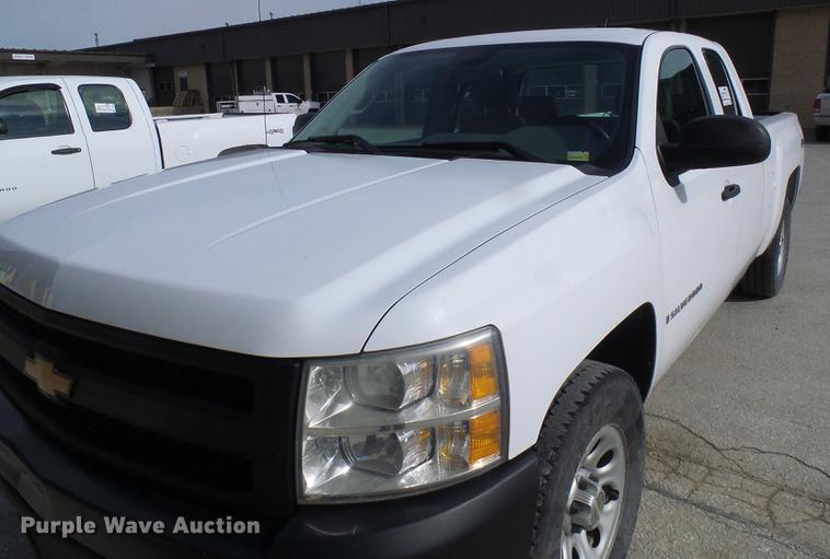 image for item DF7096 2008 Chevrolet Silverado 1500 Ext. Cab pickup truck