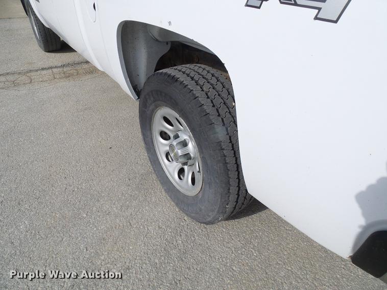 image for item DF7096 2008 Chevrolet Silverado 1500 Ext. Cab pickup truck