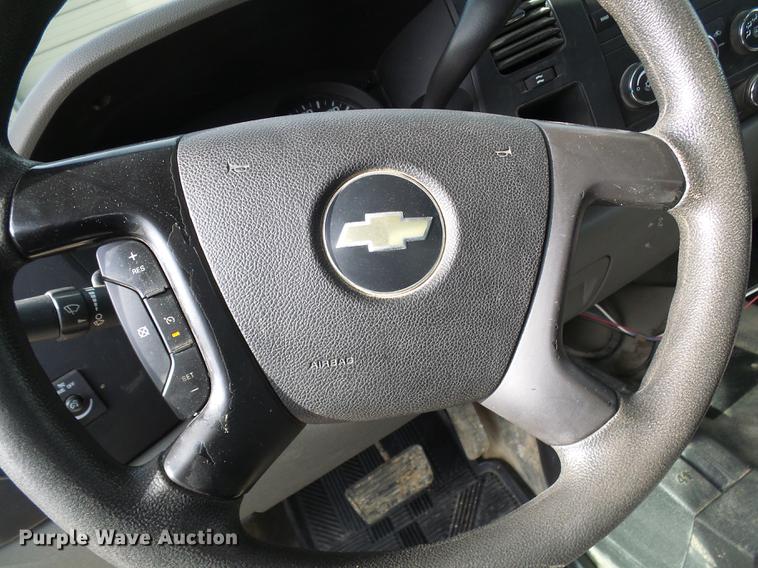 image for item DF7096 2008 Chevrolet Silverado 1500 Ext. Cab pickup truck