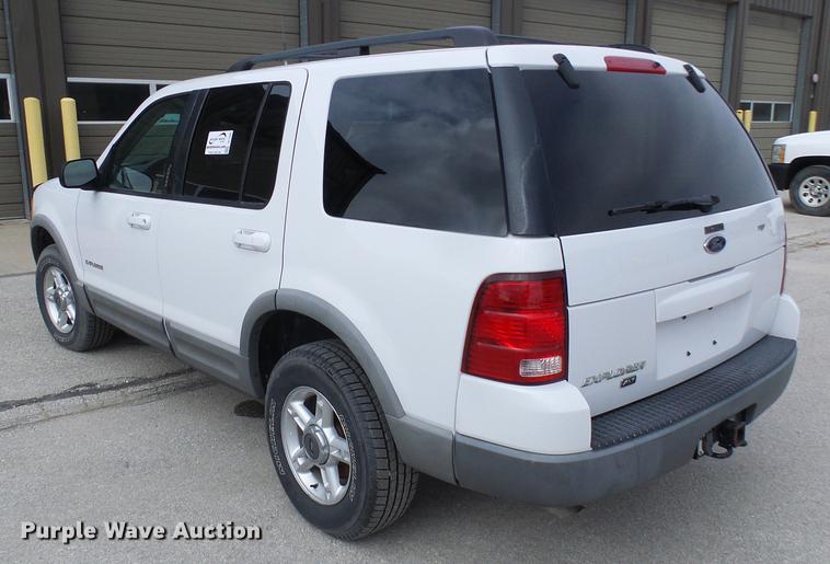 image for item DF7098 2002 Ford Explorer SUV
