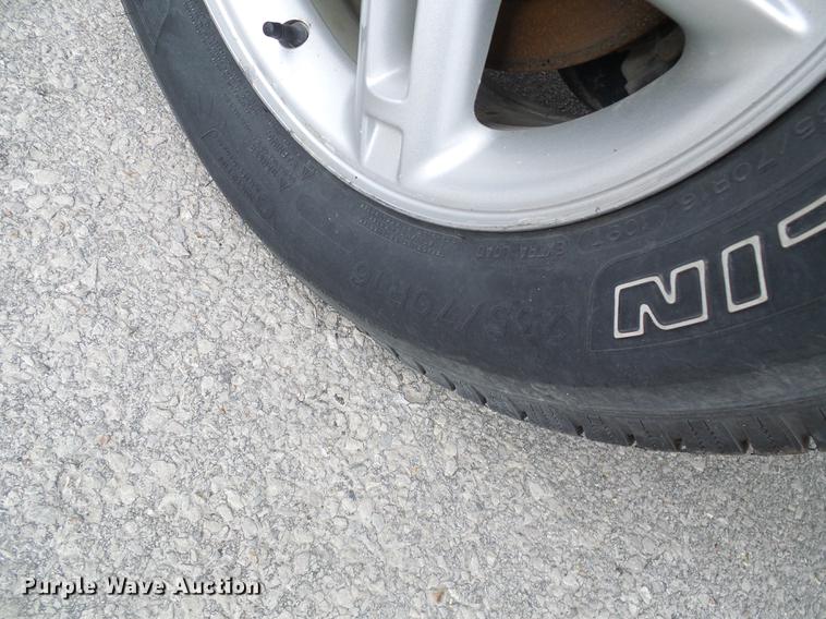 image for item DF7098 2002 Ford Explorer SUV