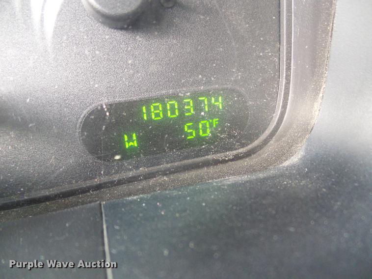 image for item DF7098 2002 Ford Explorer SUV