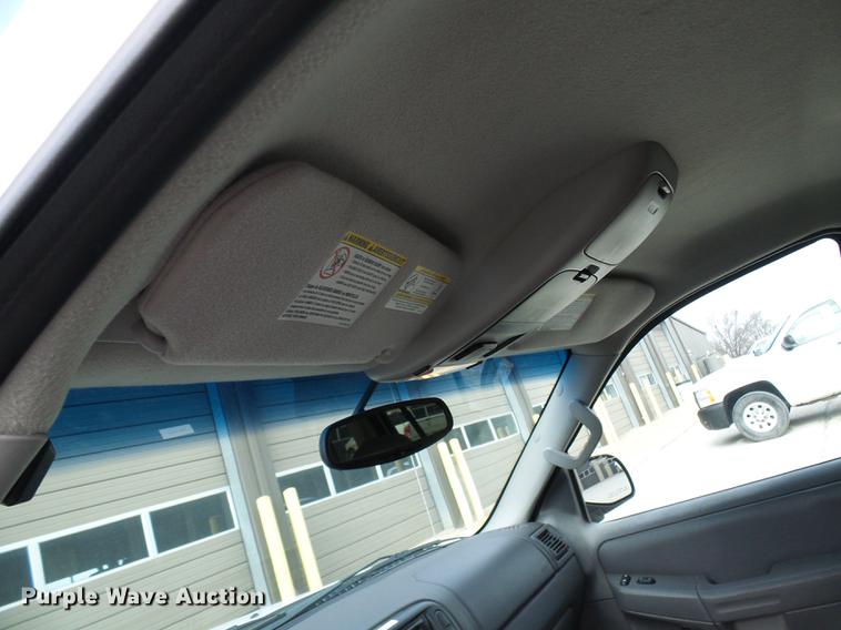 image for item DF7098 2002 Ford Explorer SUV