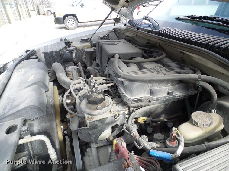 image for item DF7098 2002 Ford Explorer SUV