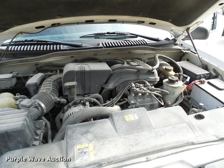 image for item DF7098 2002 Ford Explorer SUV