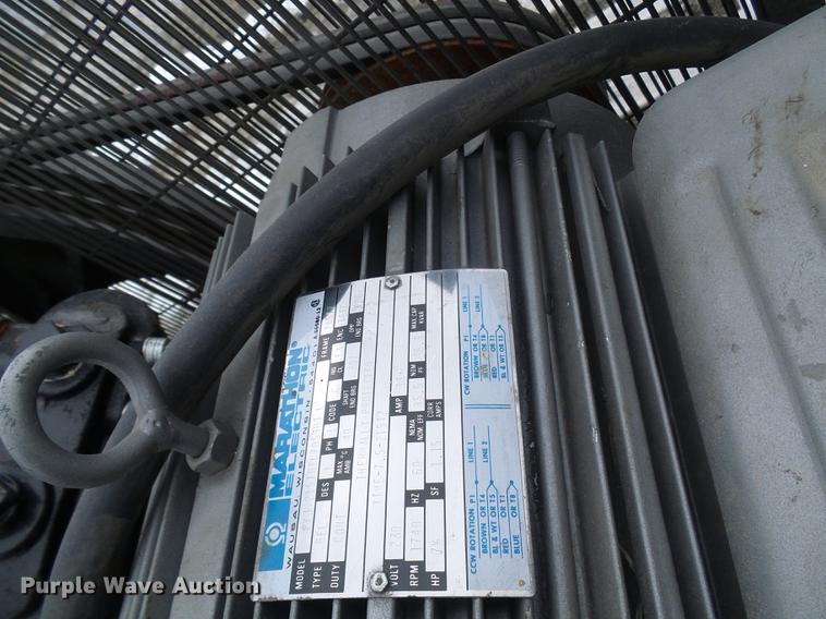 image for item DF7102 Air compressor