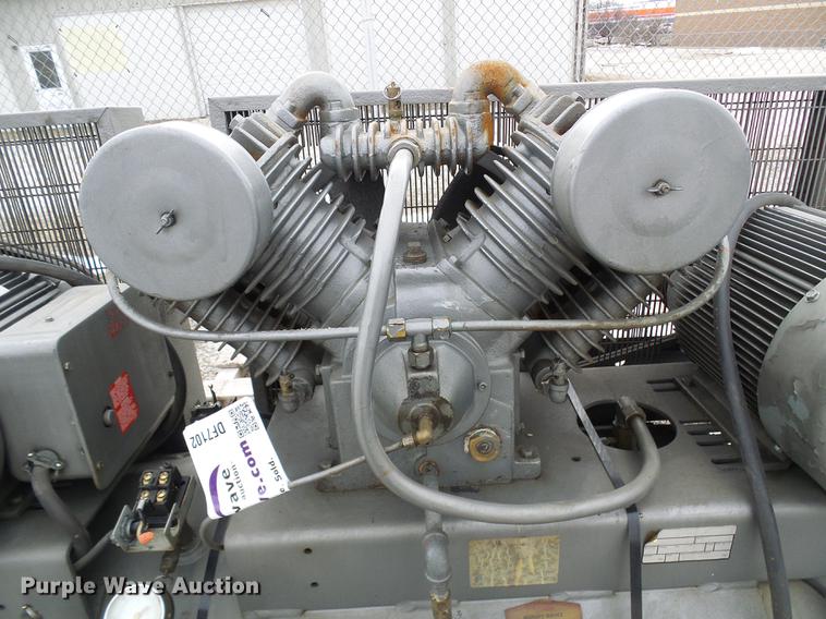 image for item DF7102 Air compressor