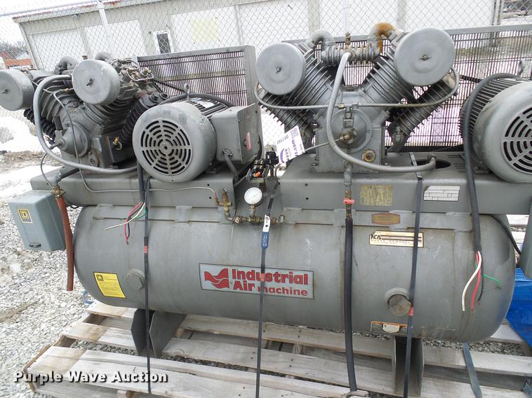 image for item DF7102 Air compressor