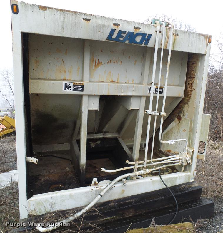image for item DF7105 Leach 2RTT25YD refuse bed