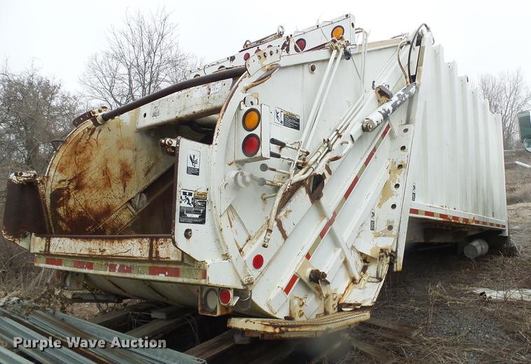 image for item DF7105 Leach 2RTT25YD refuse bed
