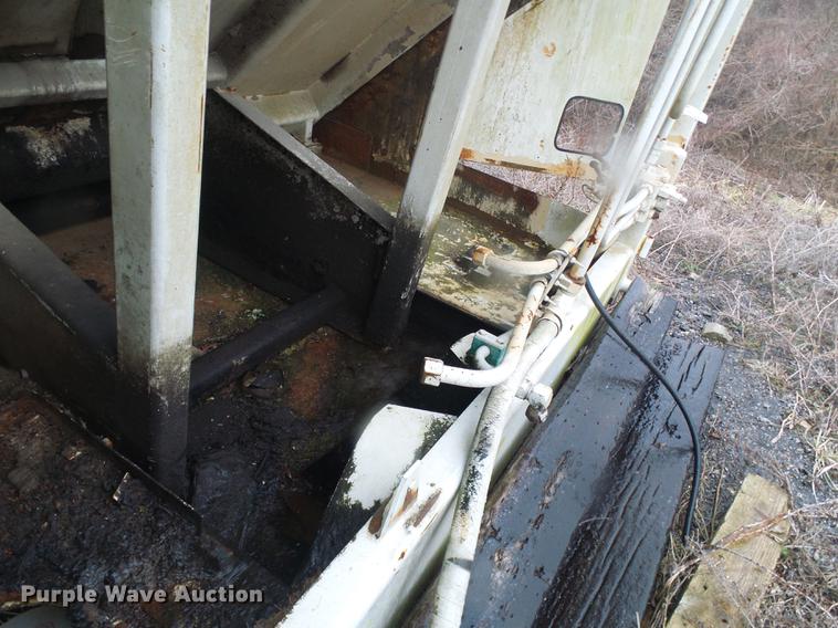 image for item DF7105 Leach 2RTT25YD refuse bed