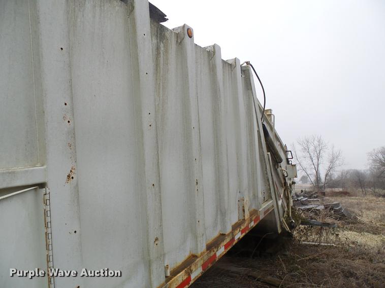 image for item DF7105 Leach 2RTT25YD refuse bed