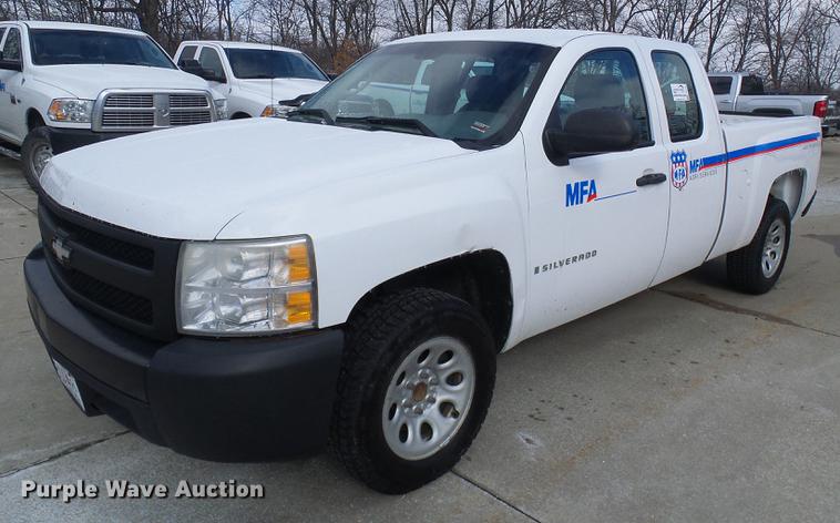 image for item DF7107 2008 Chevrolet Silverado 1500 Ext. Cab pickup truck