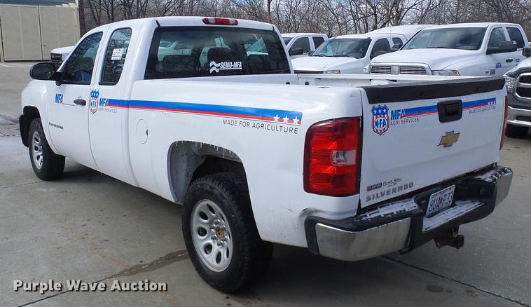 image for item DF7107 2008 Chevrolet Silverado 1500 Ext. Cab pickup truck