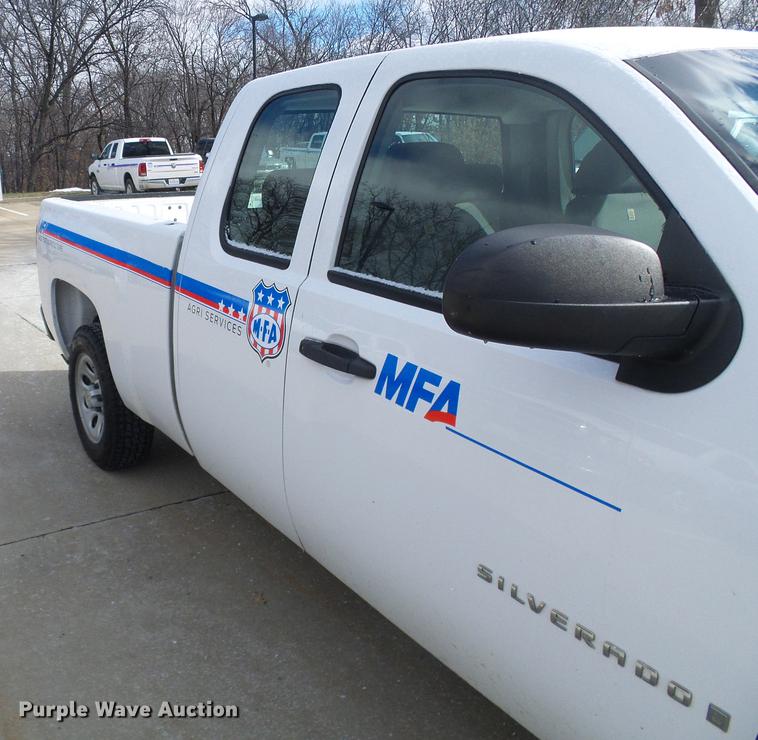 image for item DF7107 2008 Chevrolet Silverado 1500 Ext. Cab pickup truck